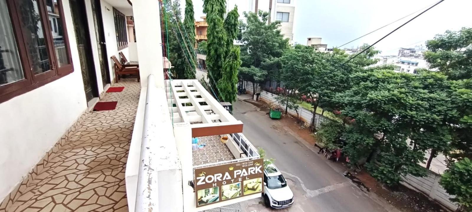 Zora Park Luxury Rooms Вишакхапатнам Экстерьер фото